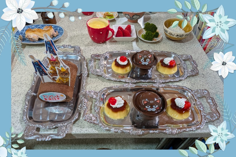 プリンやロールケーキや猫顔スイーツ
